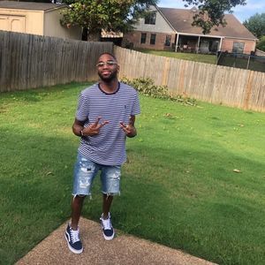 Meet your Posher, Quentin